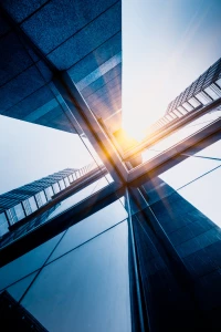 10-osobista lista „Oszczędzaj bez bólu”: 15 mikro-zmian w domu i codzienności, które po 30 dniach dają realne oszczędności—bez cięcia przyjemności.